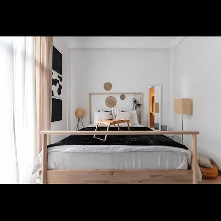 Thalia “ Muse Of Bucolic Poetry ” Apartament Salonic